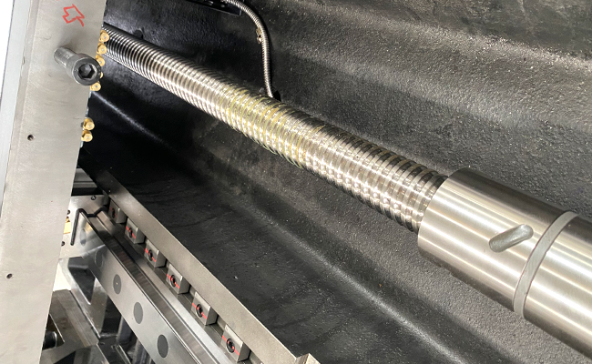 Screw and Rail